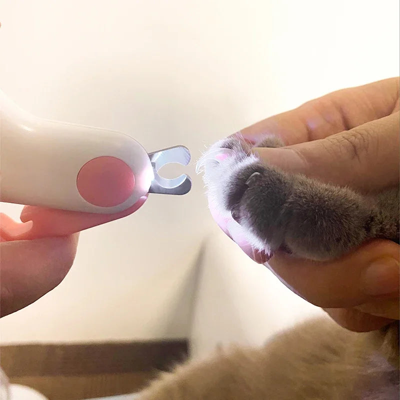 Cortauñas LED para Mascotas con Seguro